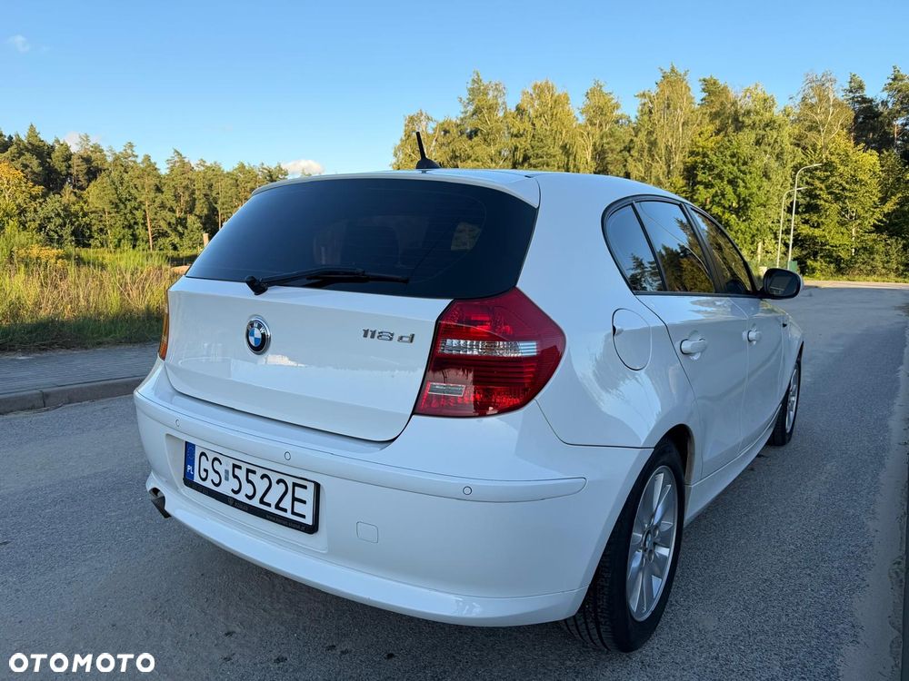 BMW Seria 1 - 20