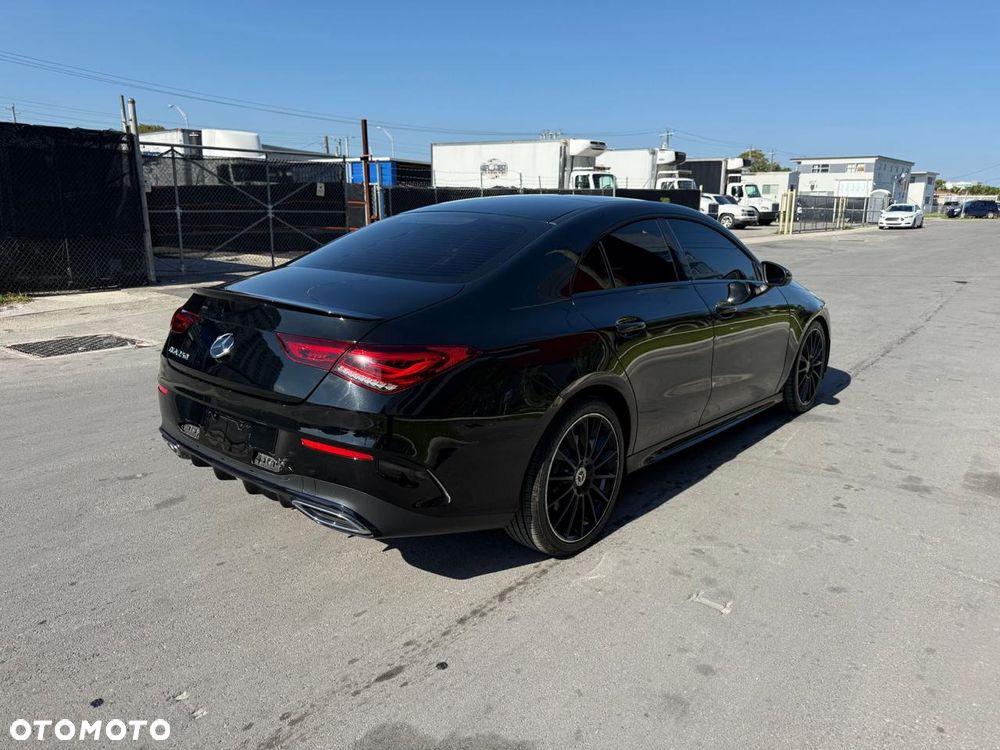 Mercedes-Benz CLA 250 4Matic 8G-DCT Edition AMG Line - 4