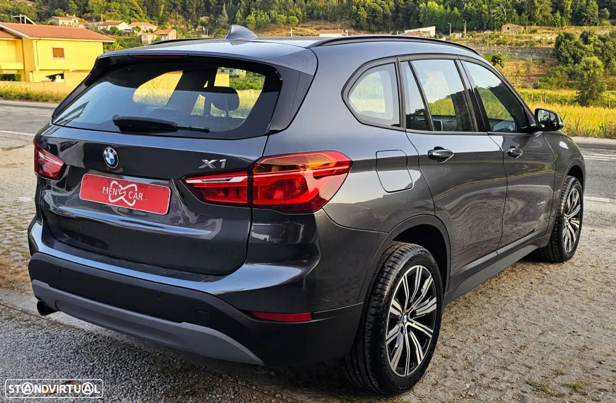 BMW X1 18 d sDrive xLine - 4