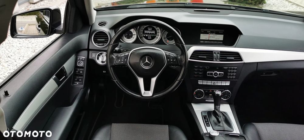 Mercedes-Benz Klasa C 180 (BlueEFFICIENCY) 7G-TRONIC Avantgarde - 8