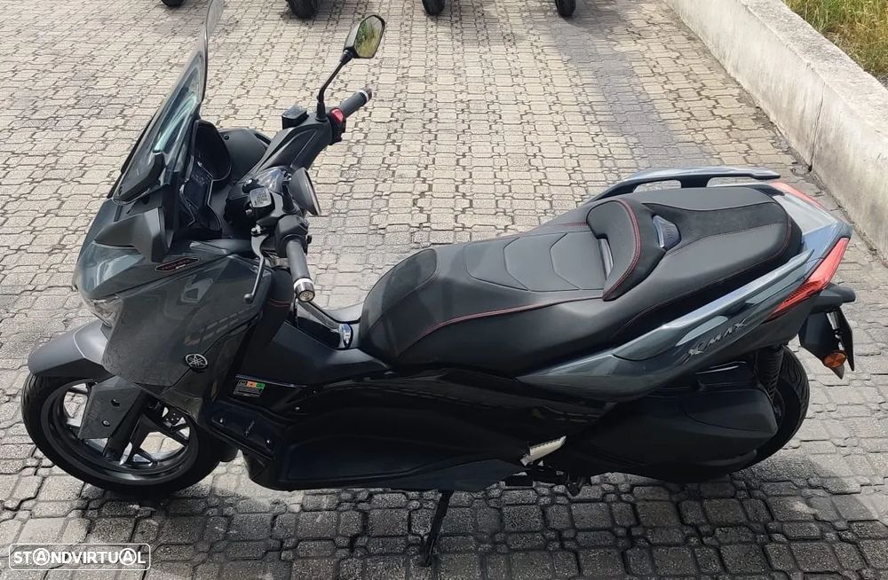 Yamaha X-Max 300 Tech Max - 4