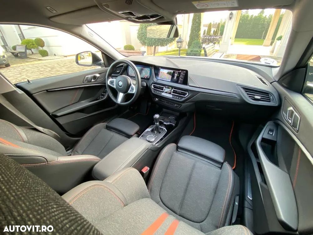 BMW Seria 2 218i Active Tourer M Sport - 13