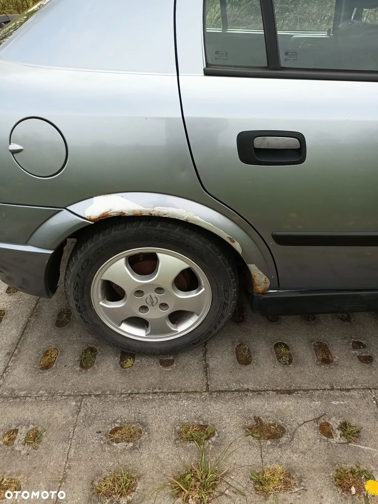Opel Astra - 14