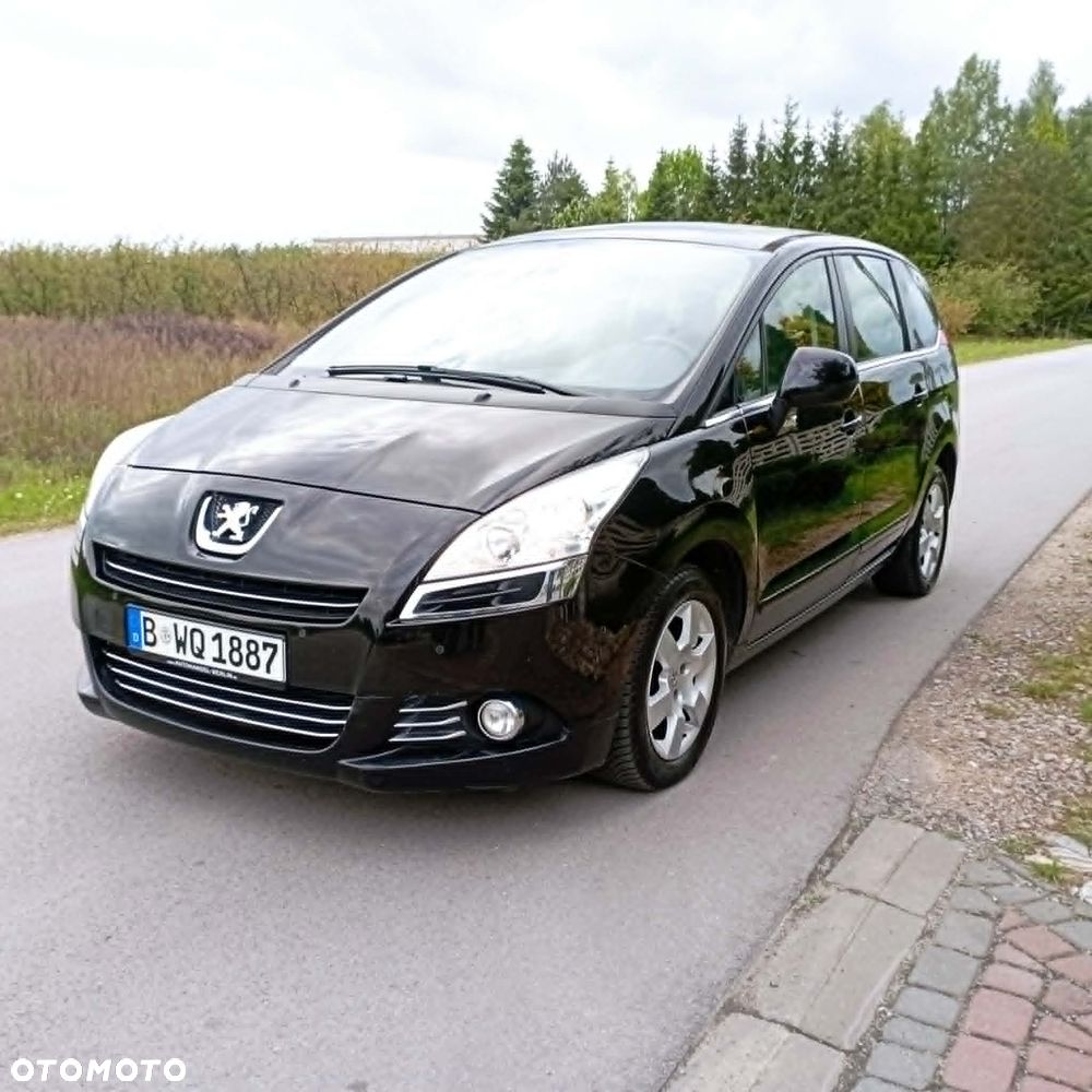 Peugeot 5008 1.6 THP Family 7os - 1