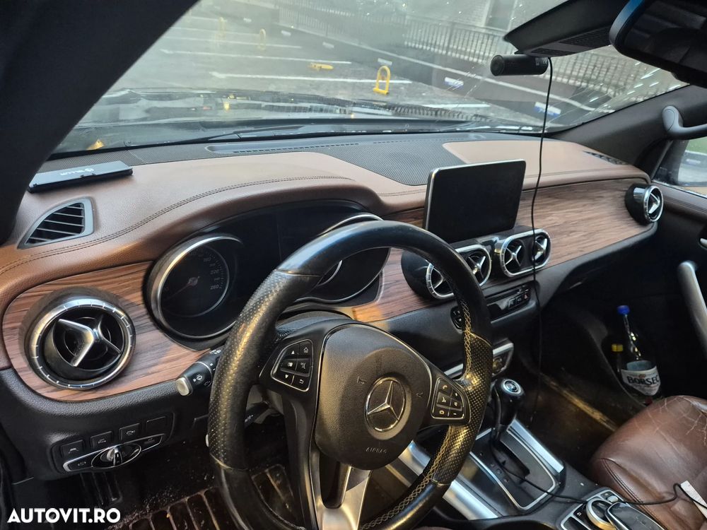 Mercedes-Benz X class 250 - 4