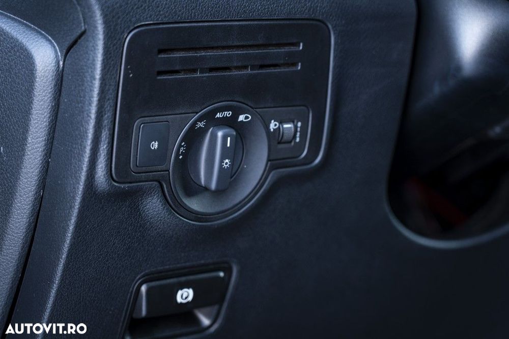 Mercedes-Benz Vito - 27