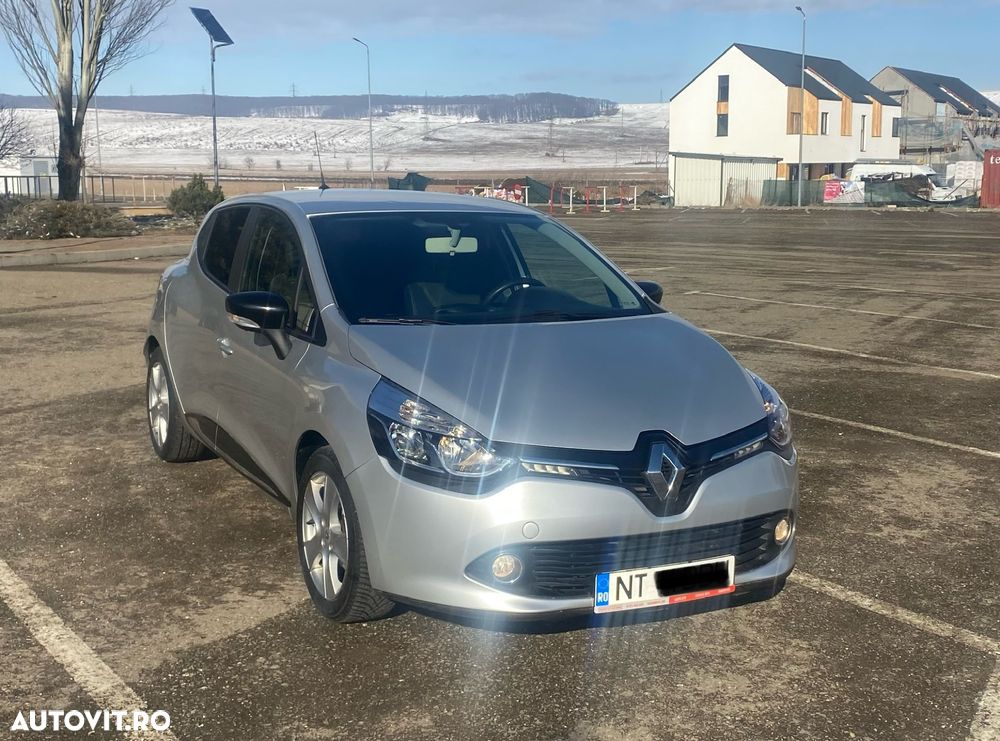 Renault Clio - 10