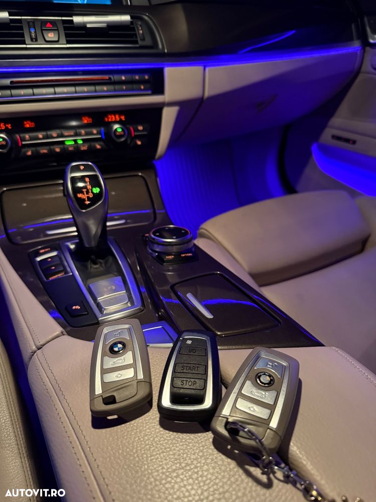 BMW Seria 5 520d Aut. - 14