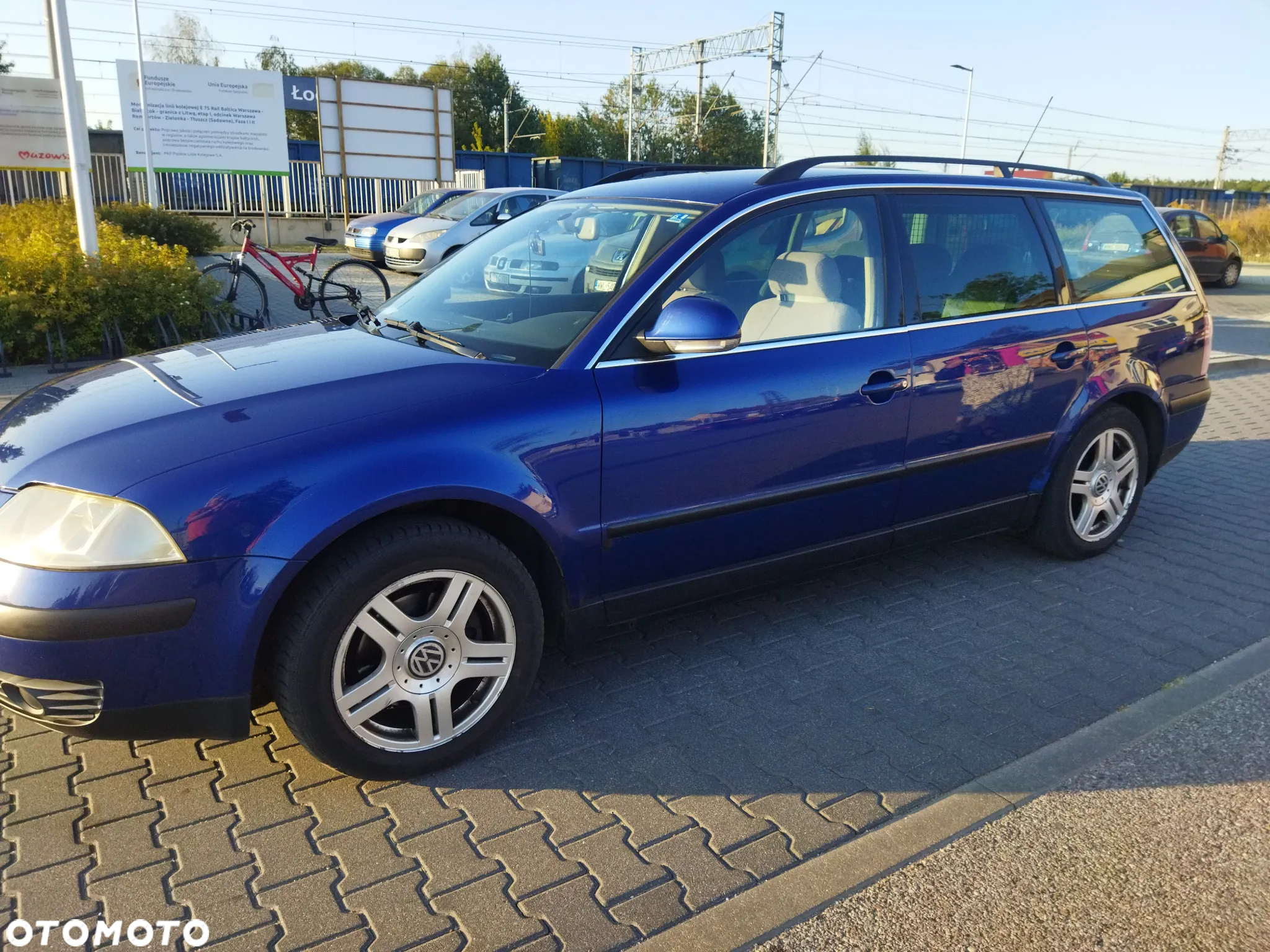 Volkswagen Passat 1.9 TDI Highline - 15