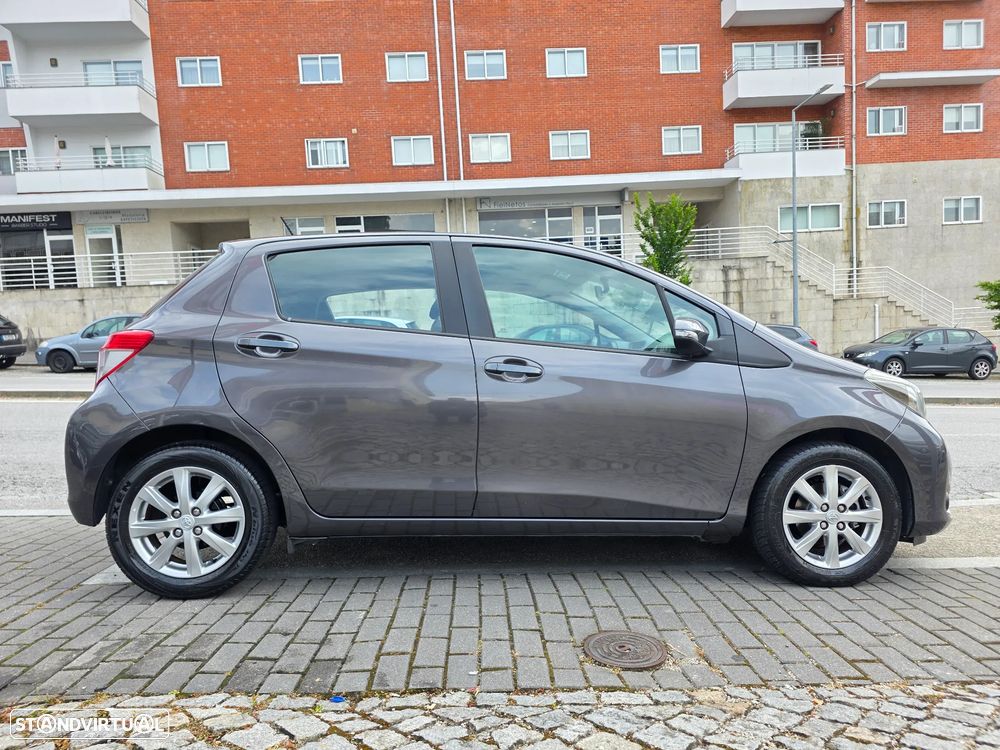 Toyota Yaris 1.0 VVT-i Comfort+P.Style - 8