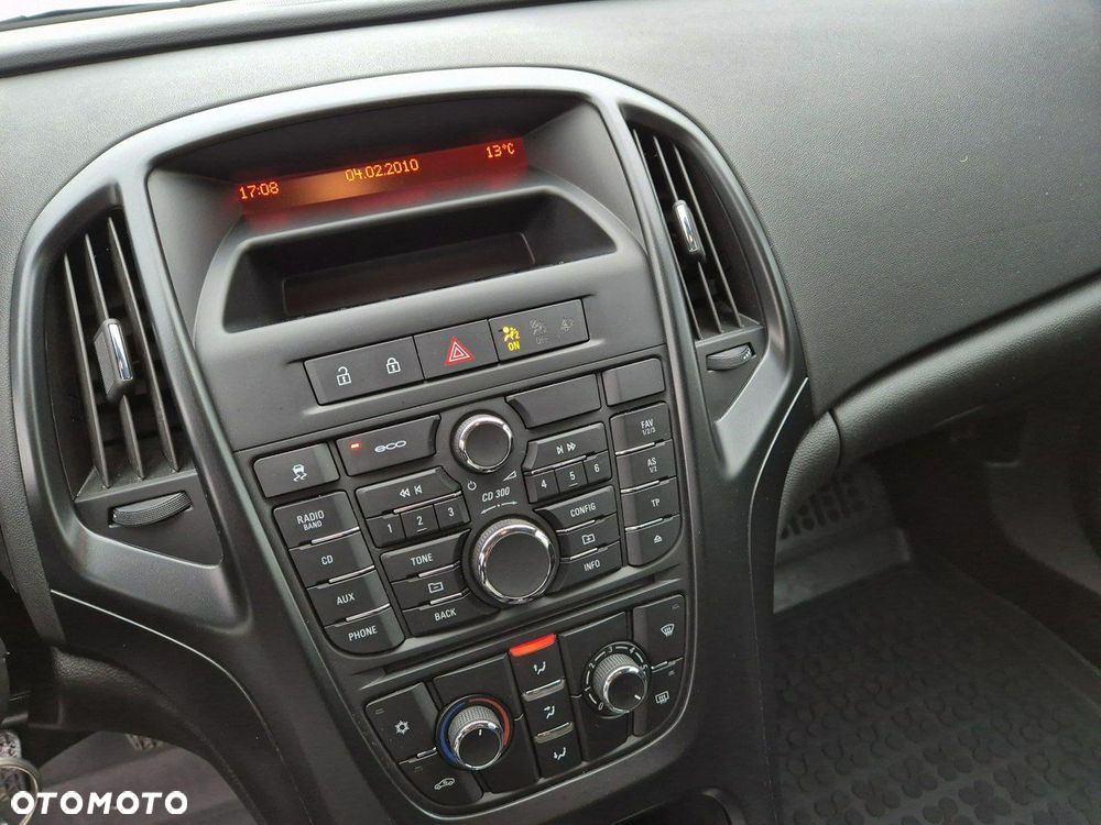 Opel Astra - 14