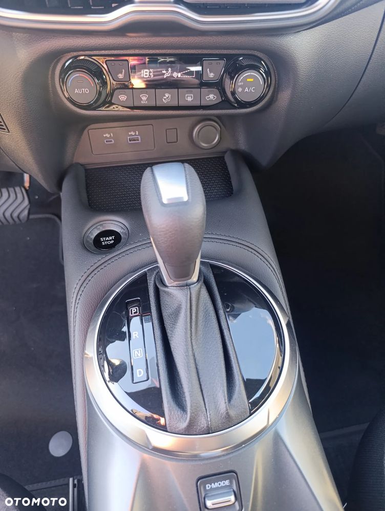 Nissan Juke 1.6 Hybrid N-Connecta AMT - 13