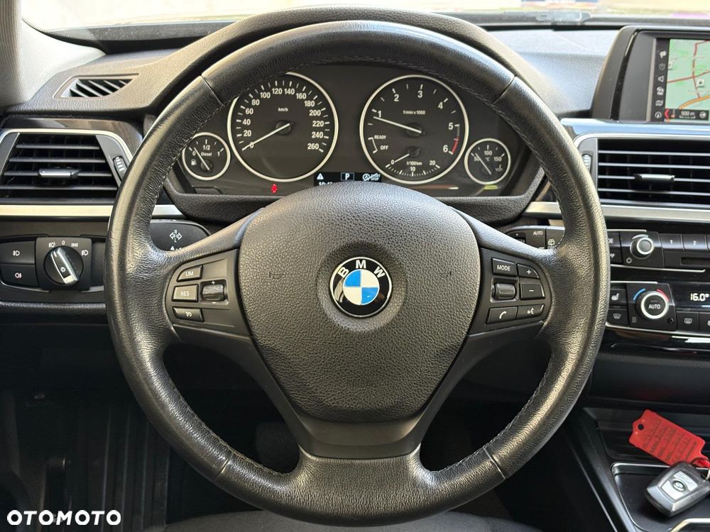 BMW Seria 3 320d MHEV Luxury Line - 18