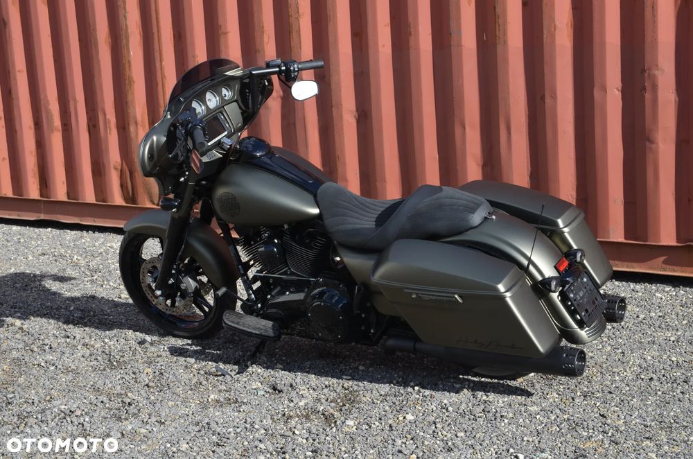 Harley-Davidson FLHXS Special - 24