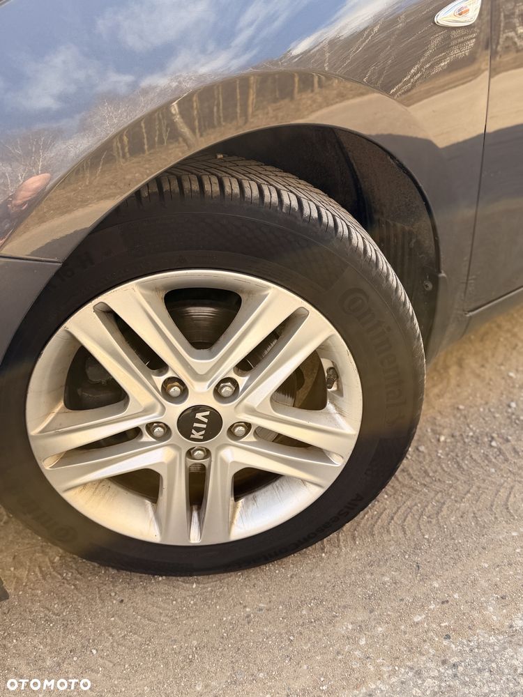 Kia Ceed - 5