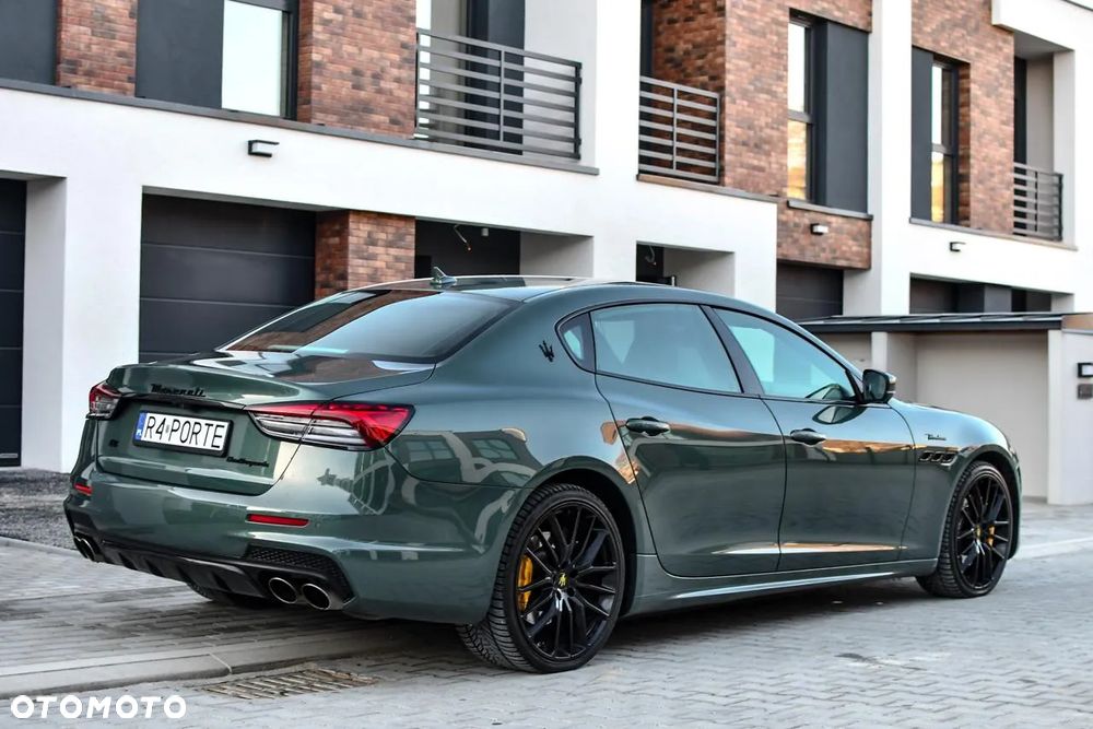 Maserati Quattroporte Modena Q4 - 3