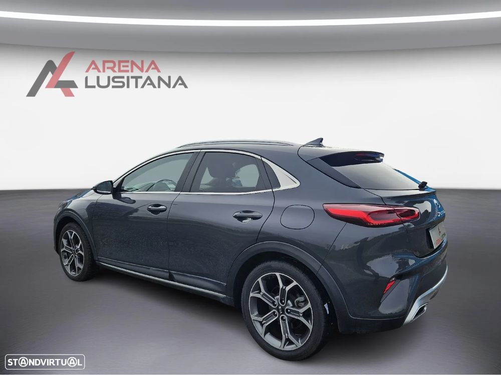 Kia XCeed 1.6 CRDi MHEV Tech - 16