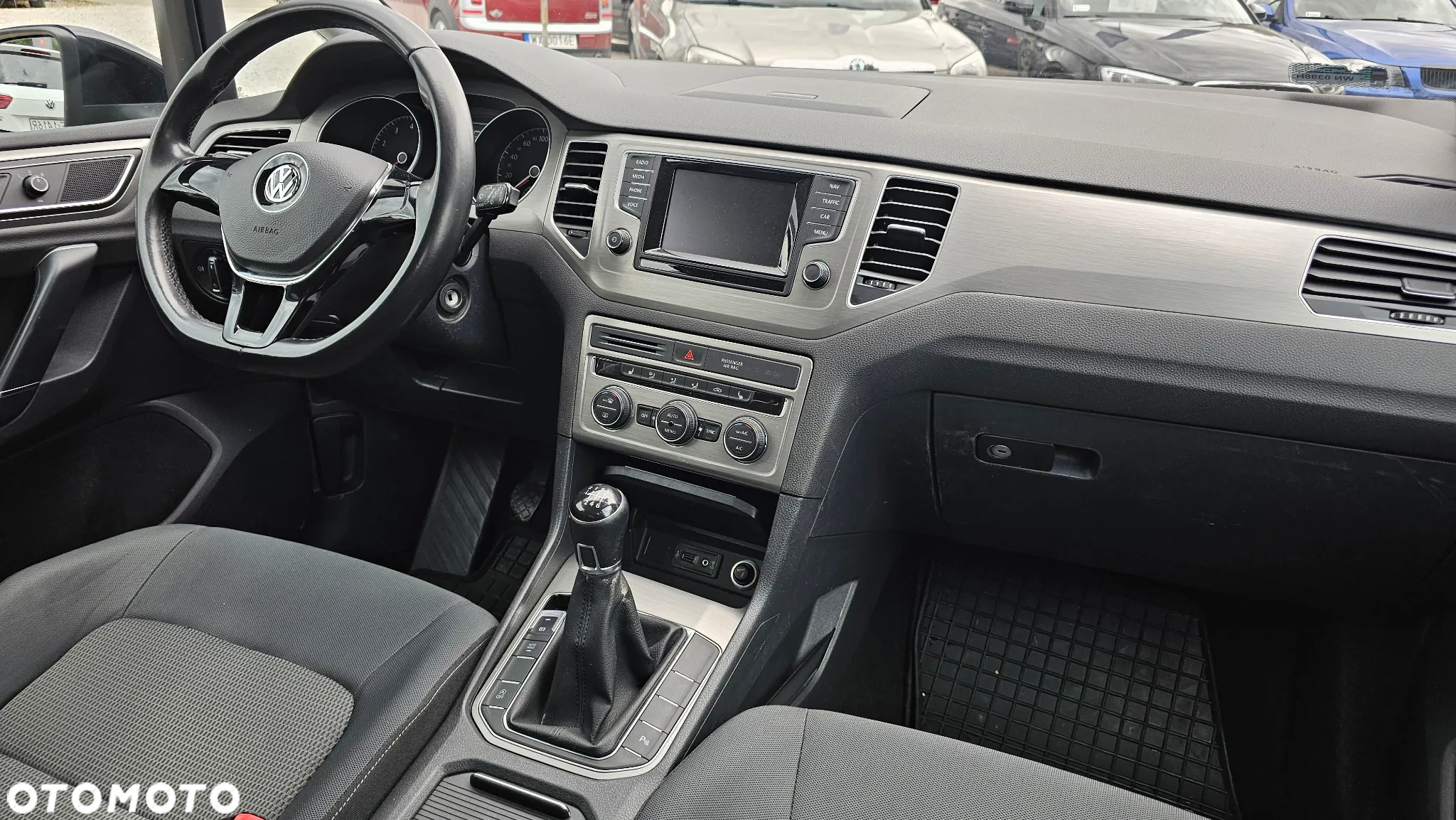 Volkswagen Golf Sportsvan VII SV 1.4 TSI BMT Comfortline - 18