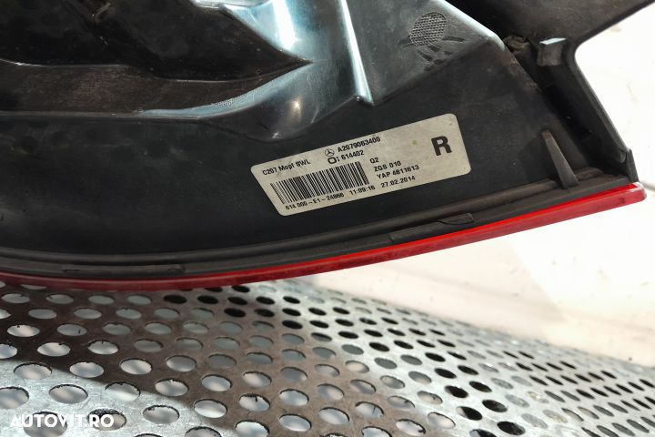Lampa / Tripla stop dreapta pe aripa A2079063400 Mercedes-Benz E-Clas - 4