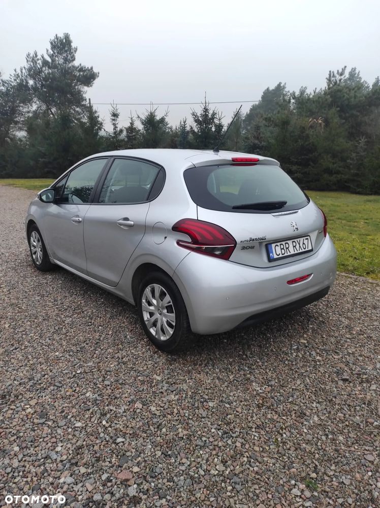 Peugeot 208 1.2 PureTech Style - 5