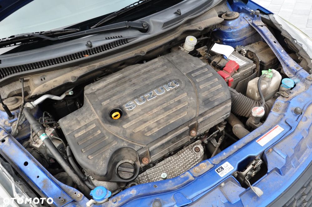 Suzuki Swift 1.6 Sport - 36