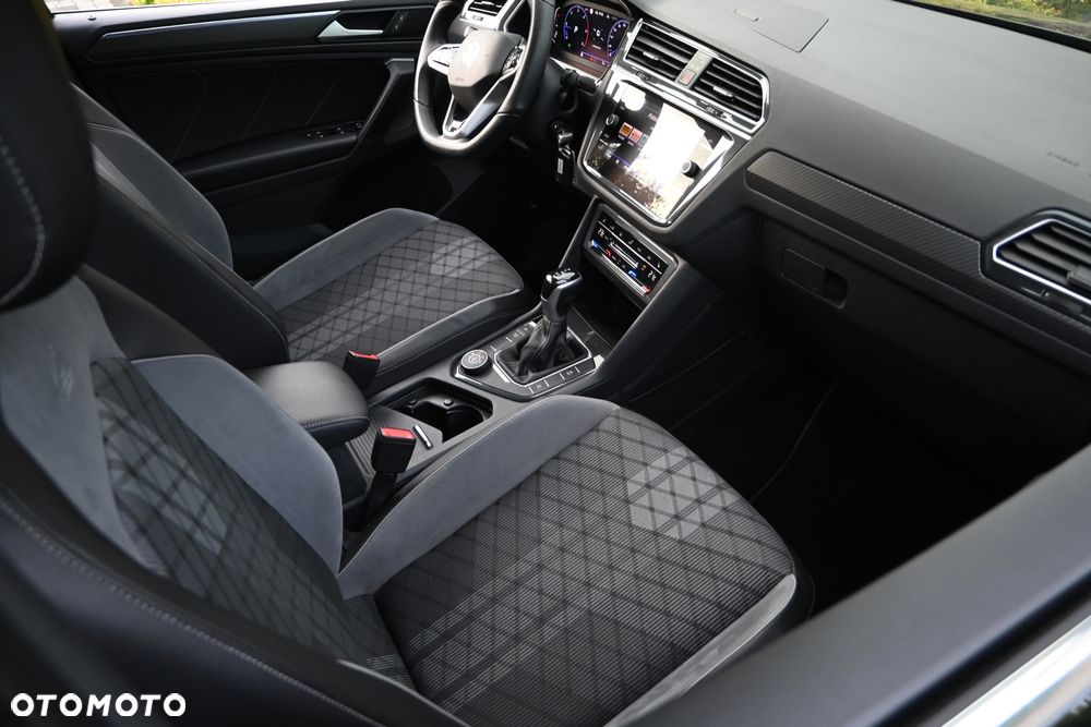 Volkswagen Tiguan 2.0 TDI SCR 4Mot R-Line DSG - 23