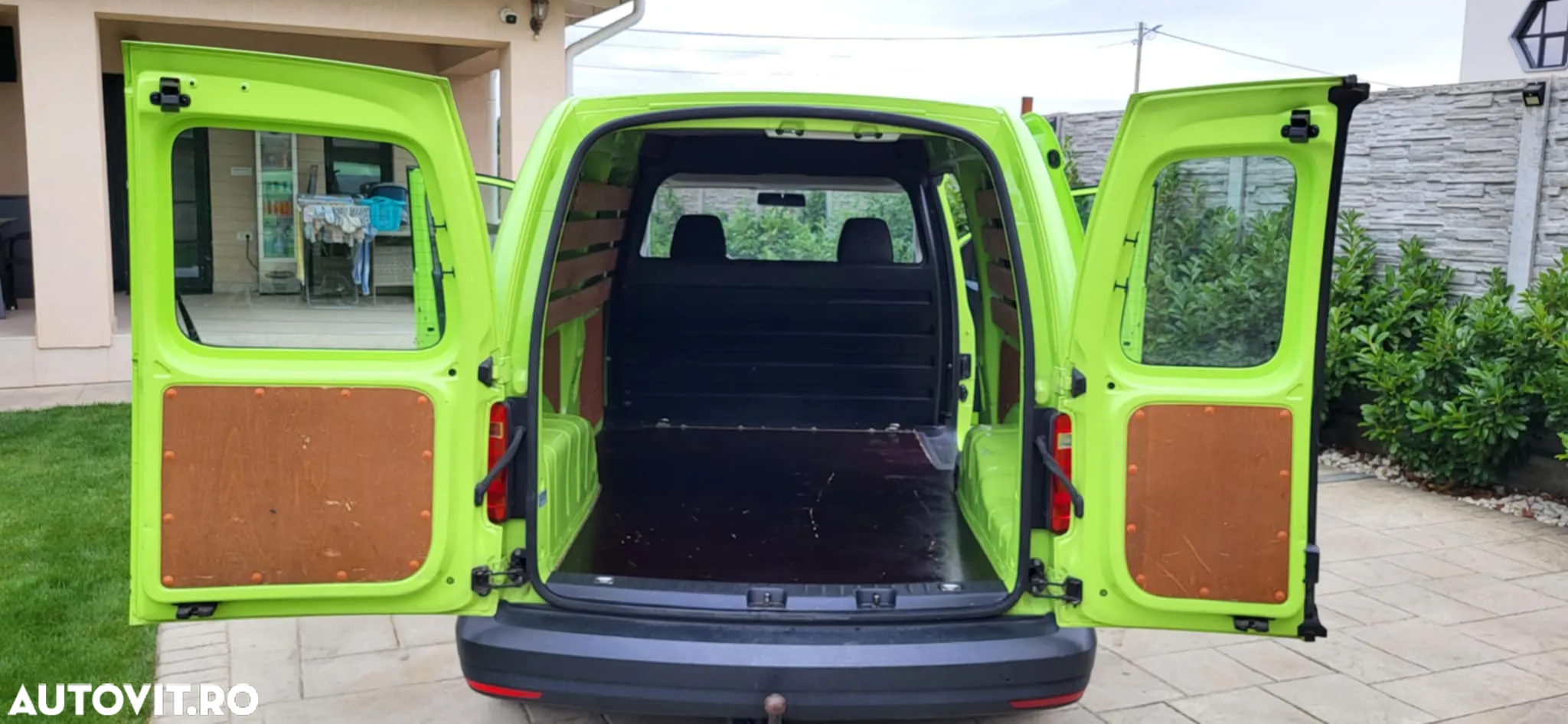 Volkswagen Caddy - 13