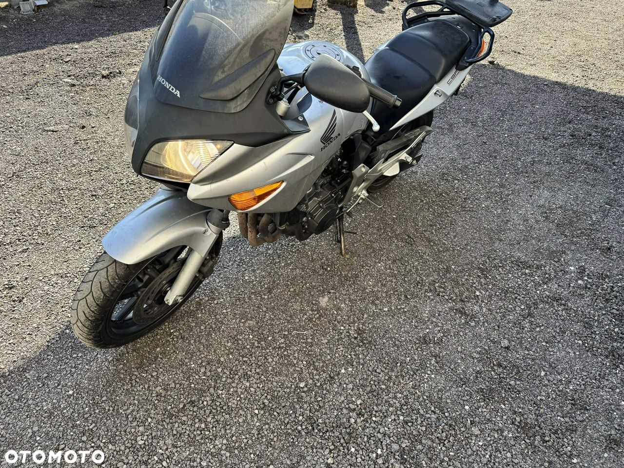 Honda CBF - 2