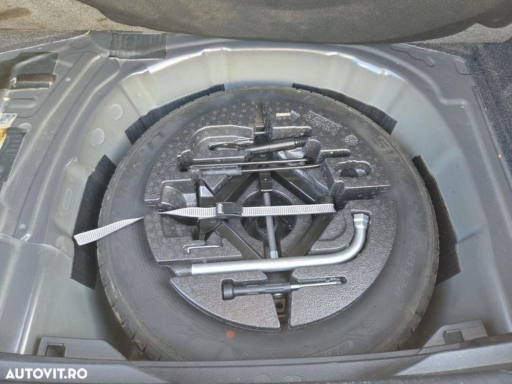 Volkswagen Polo - 13