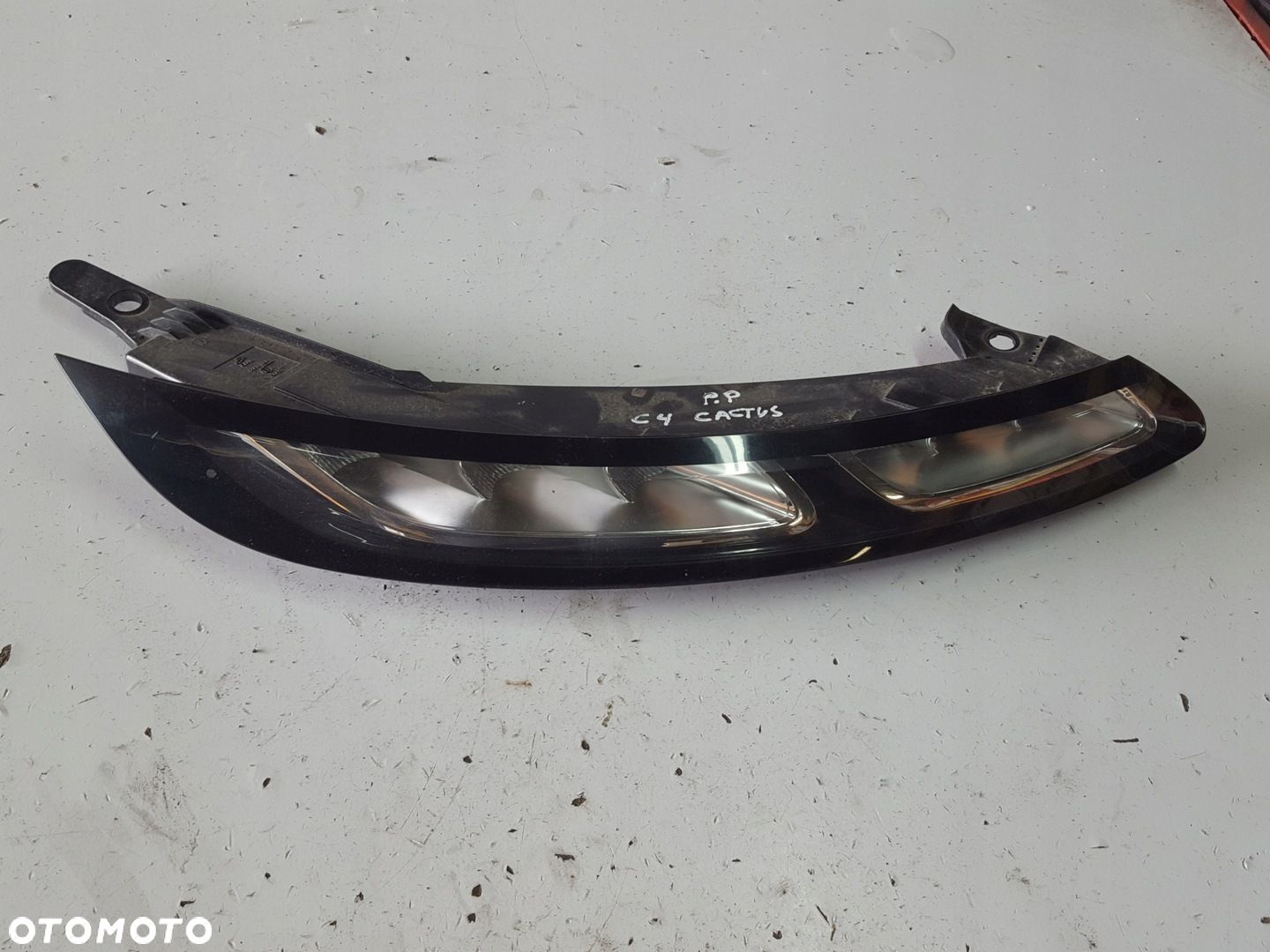CITROEN C4 CACTUS 14-17r ŚWIATŁO JAZDY DZIENNEJ DRL PRAWY 9800910680 - 1