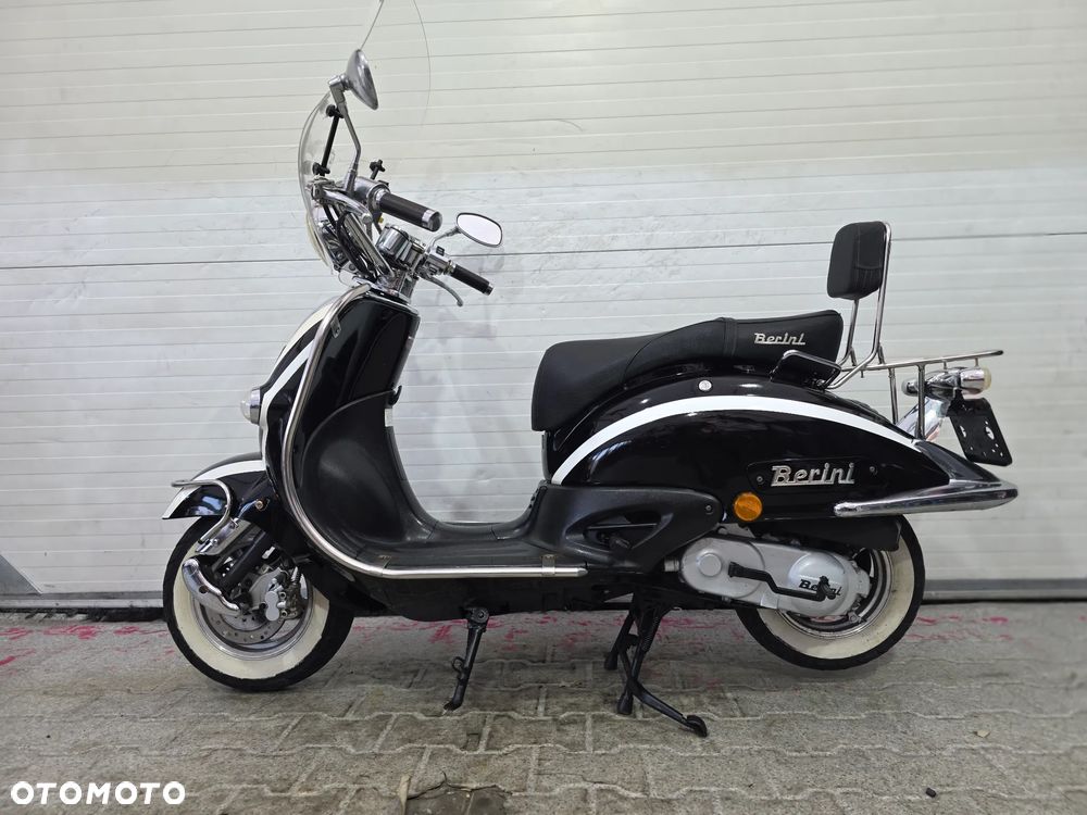 AGM Retro 50