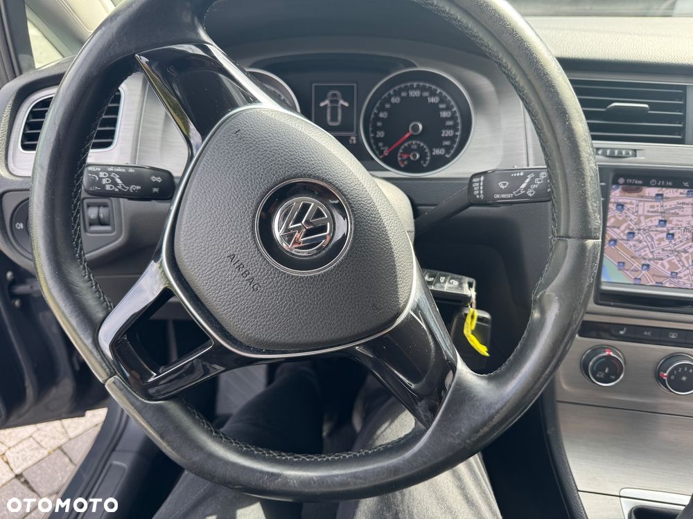 Volkswagen Golf 2.0 TDI 4Motion BlueMotion Technology Comfortline - 14