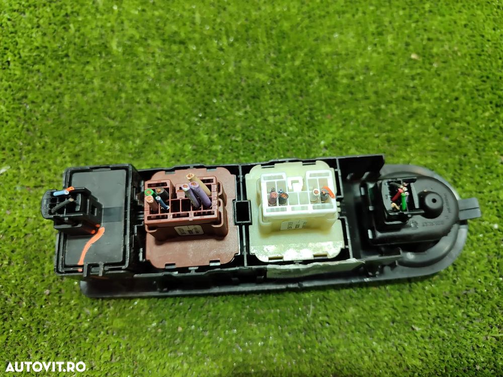 BLOC CONTROL GEAMURI RENAULT CAPTUR 1.5 DIESEL 2014 COD OEM PA66GF30 / CROSSOVER SUV COMPACT (5 UȘI) 2013-2017 - 6