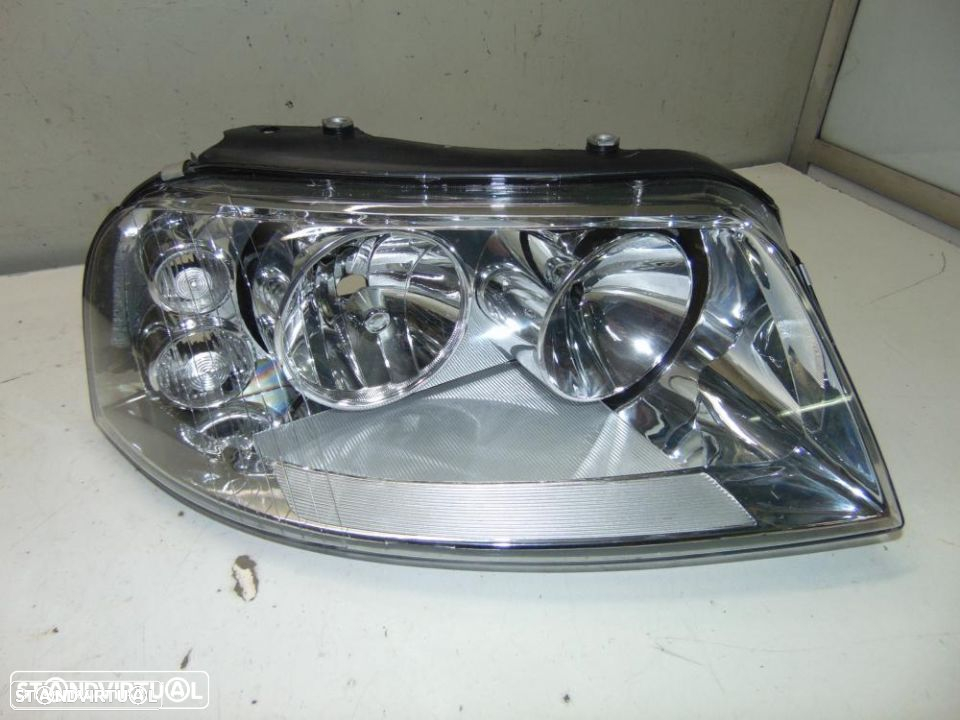 VW Sharon a partir de 2000 farol - 4