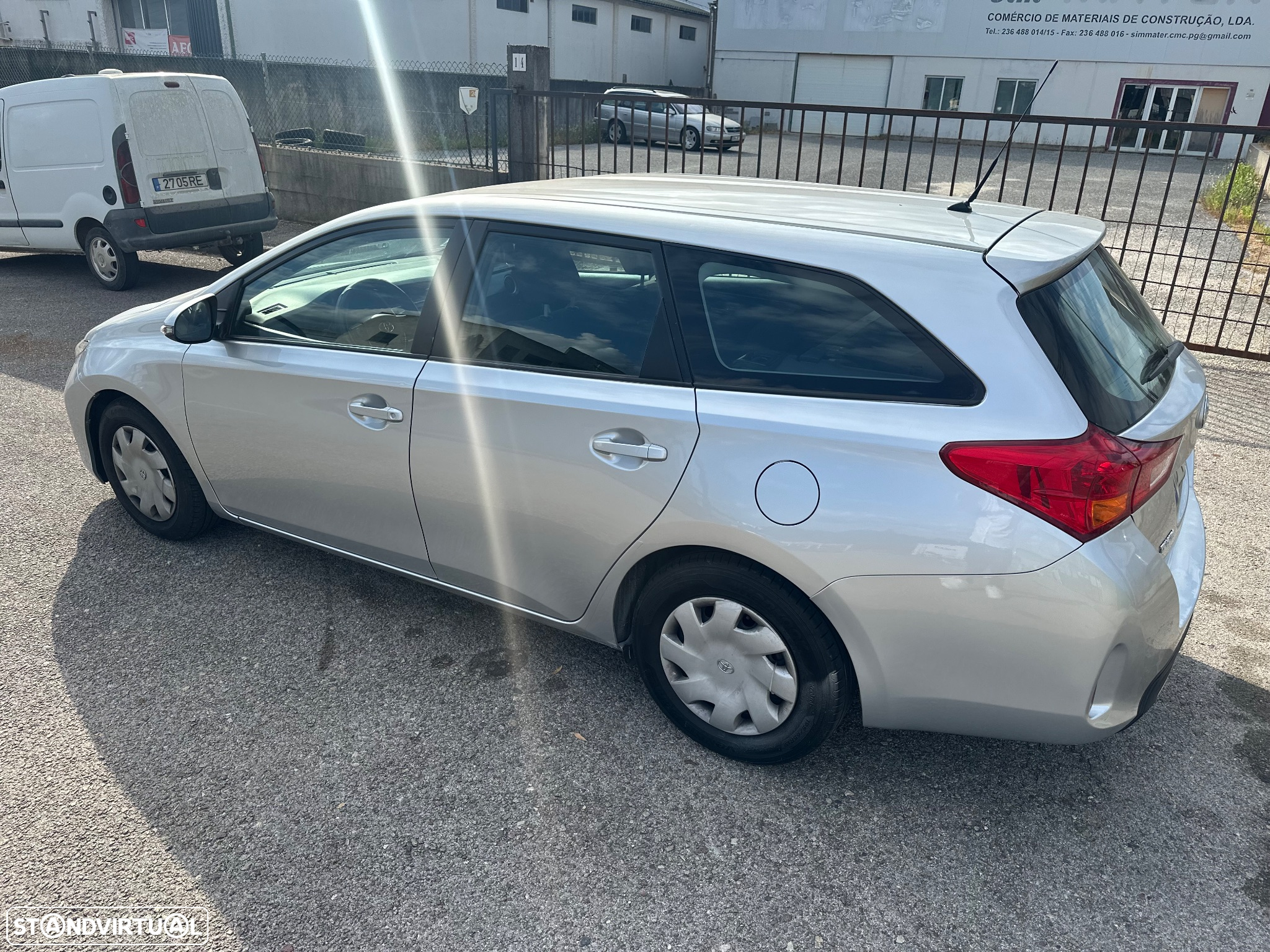 Toyota Auris Touring Sports 1.4 D-4D Com+P.Sport - 3