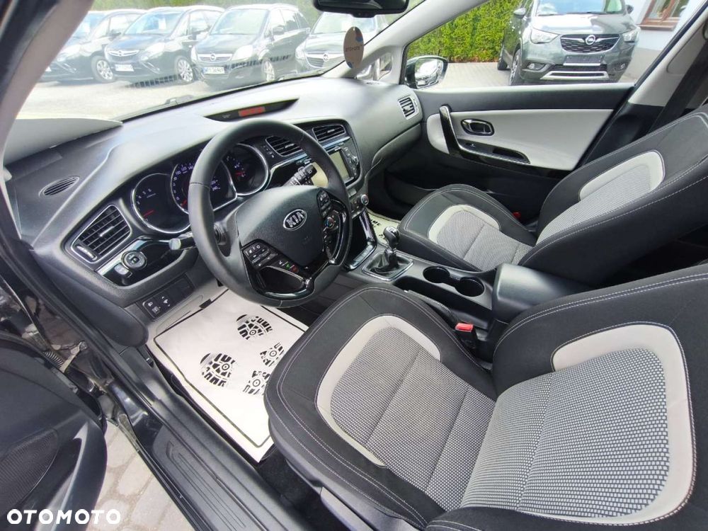 Kia Ceed - 7