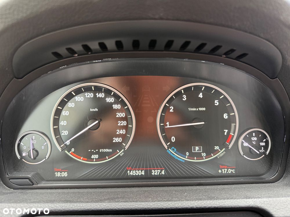 BMW 5GT 535i xDrive - 14