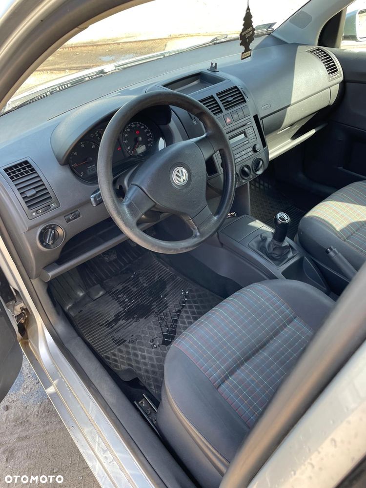 Volkswagen Polo - 6