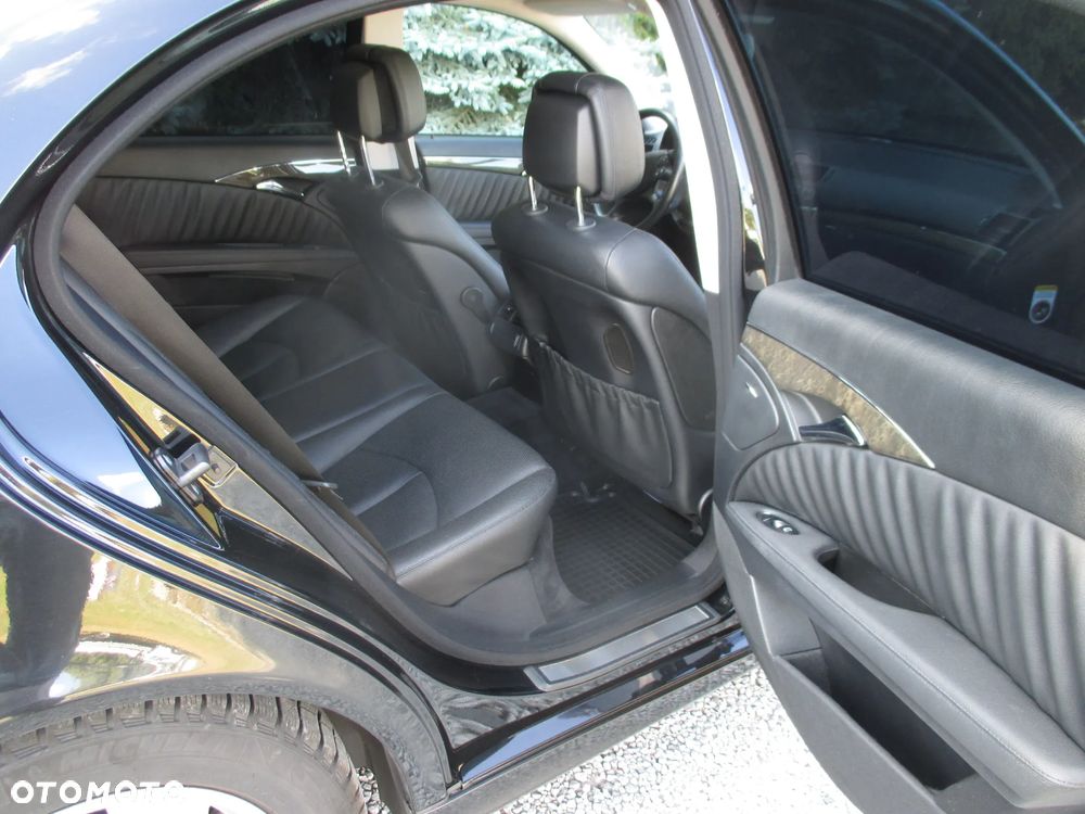 Mercedes-Benz Klasa E 320 CDI Avantgarde DPF Sport Edition AMG - 8