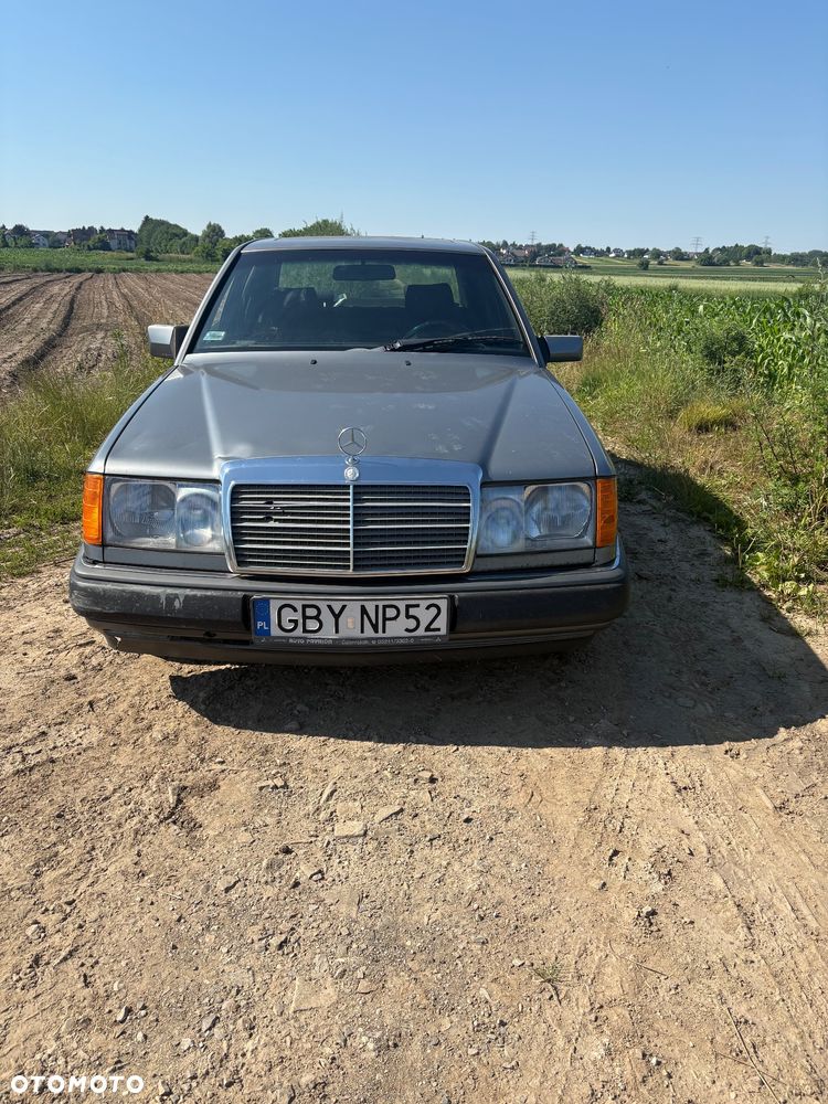 Mercedes-Benz W124 (1984-1993) - 2