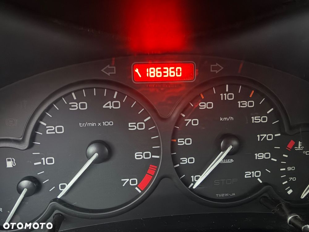 Peugeot 206 1.4 XR Presence - 9