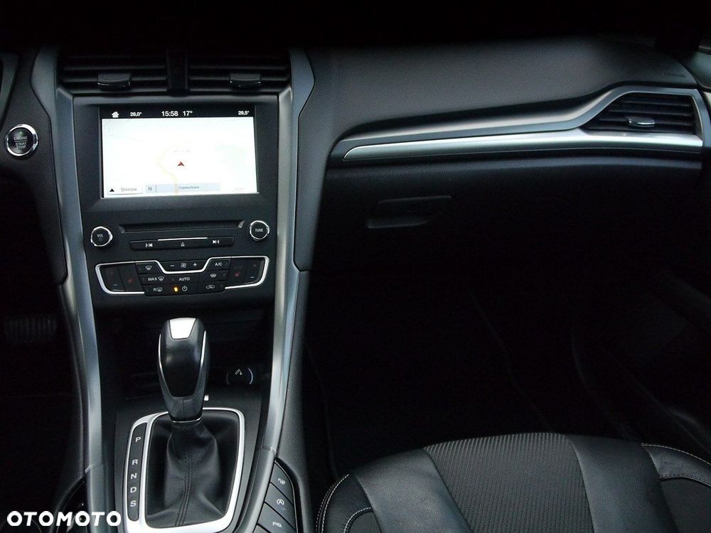 Ford Mondeo 2.0 TDCi Titanium X - 25