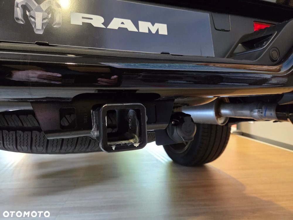 RAM 1500 Laramie Night Premium - 19