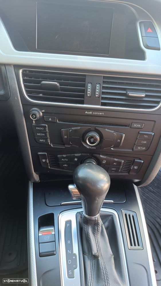 Audi A4 Avant 2.0 TDI Advance Multitronic - 11