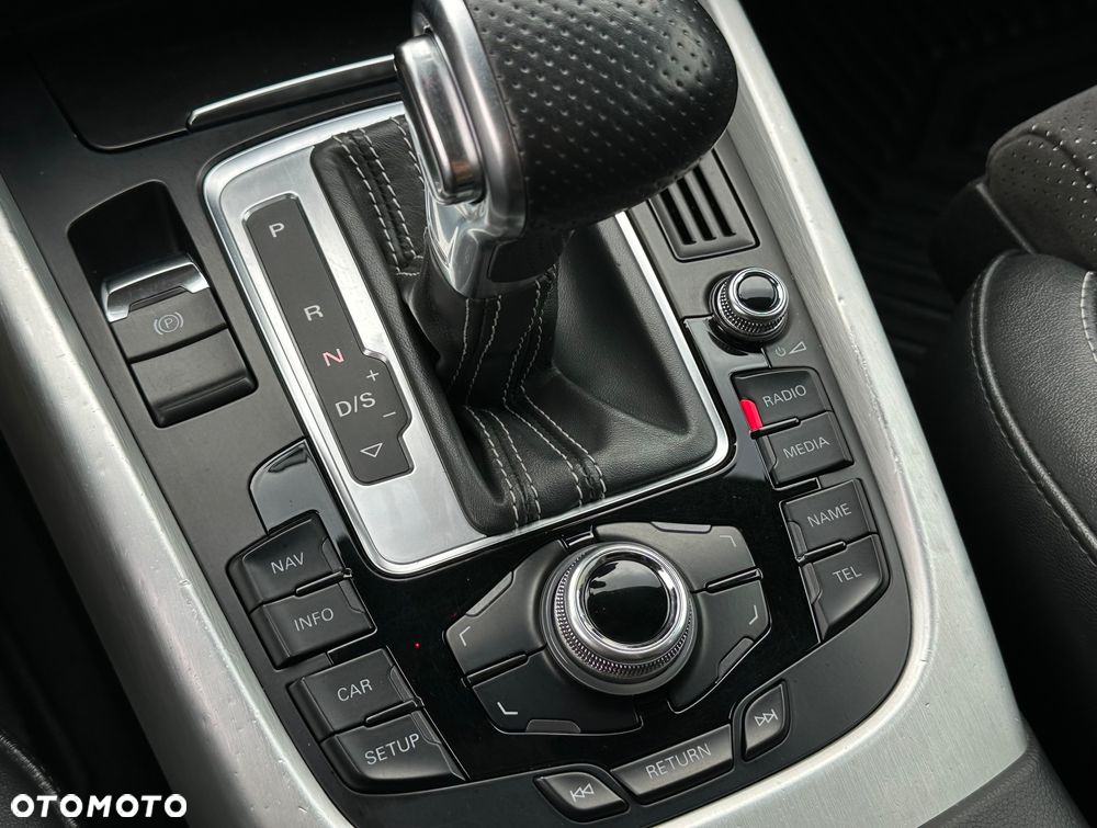 Audi Q5 2.0 TDI quattro S tronic - 28