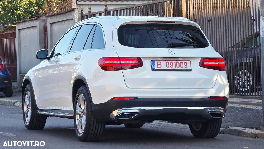 Mercedes-Benz GLC 250 d 4Matic 9G-TRONIC Exclusive - 4