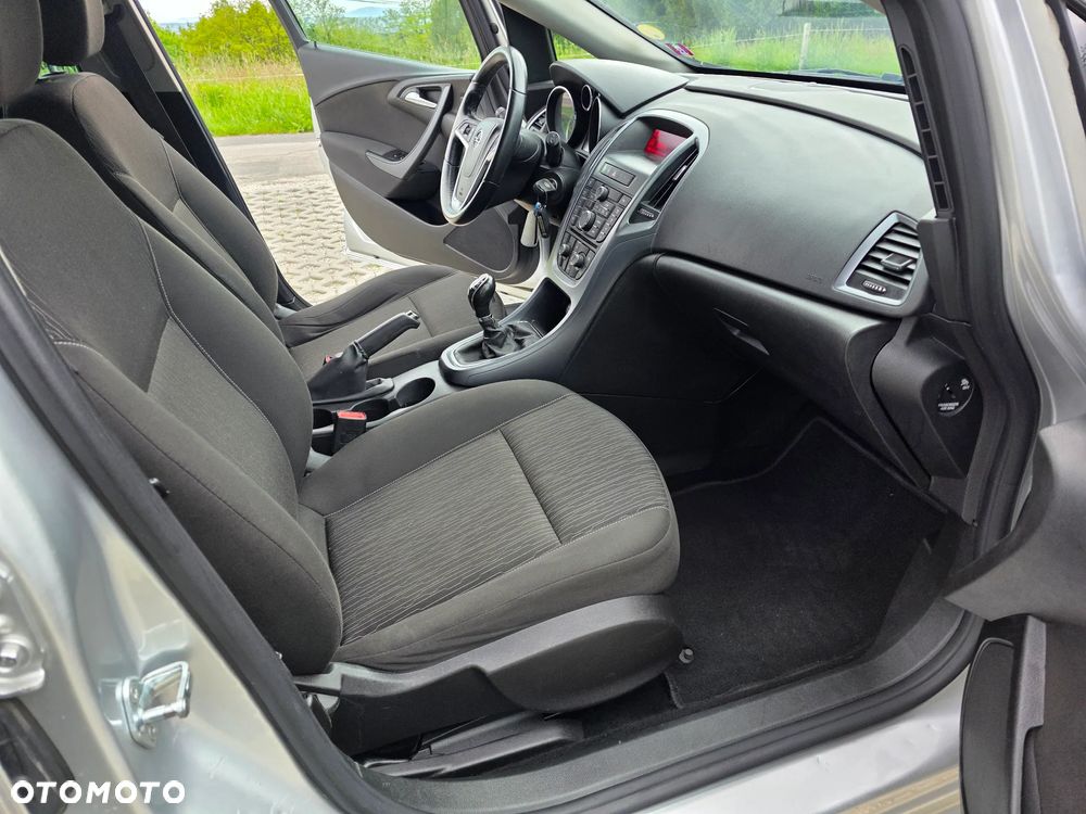 Opel Astra 1.7 CDTI DPF Edition - 11