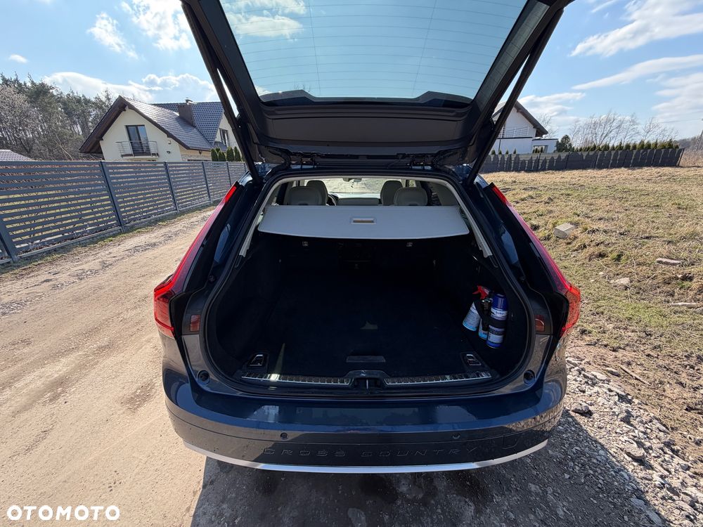 Volvo V90 Cross Country B5 D AWD Ultimate - 7