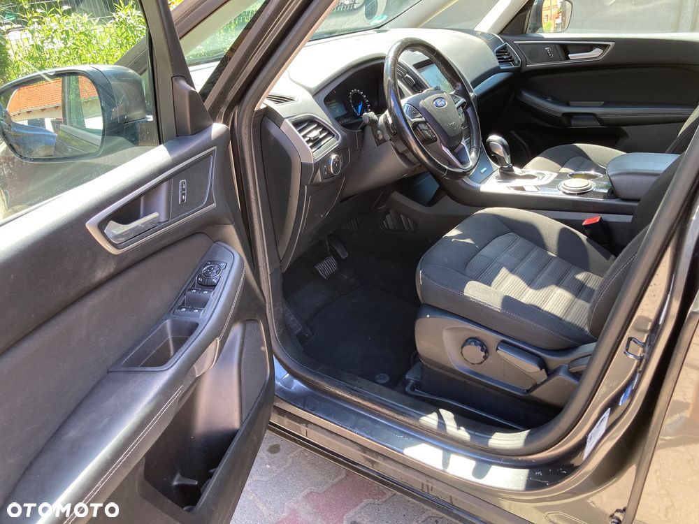 Ford Galaxy - 11
