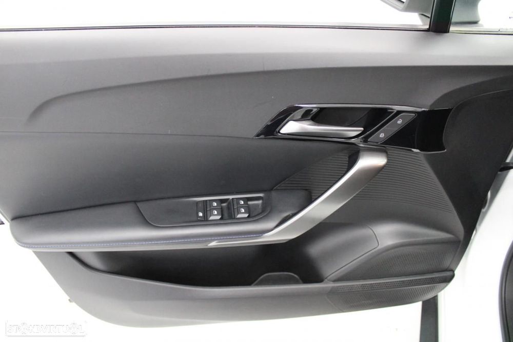 MG MG4 51 kWh Standard - 9